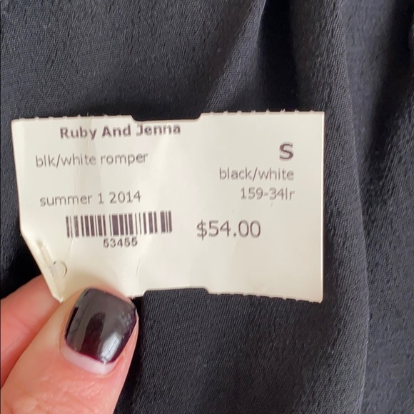 ROMPER - Picture 3 of 3